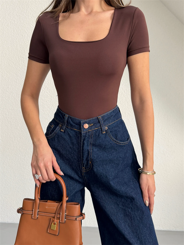 Kare Yaka Kısa Kol Bodysuit - Kahve