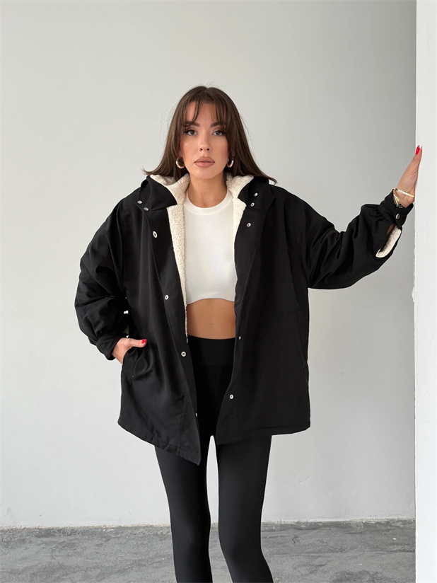 Kapüşonlu İçi Peluş Mont - Siyah