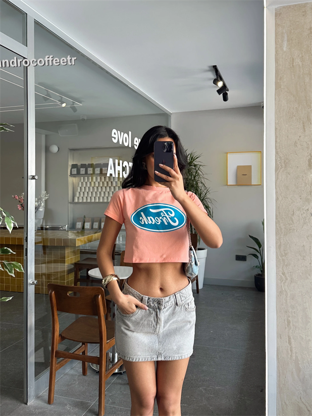 Freak Baskılı Crop Basic - Pembe