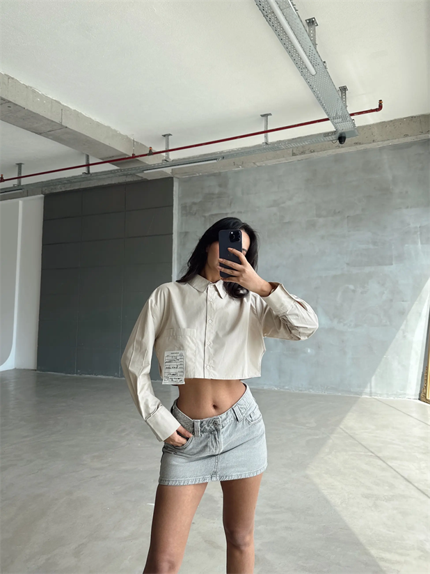 Daisy Cep Üstü Arma Detay Crop Gömlek Taş - Taş