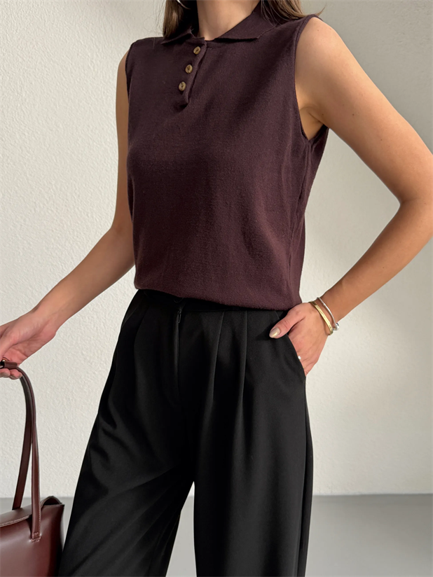 Sıfır Kol Yarım Düğme Triko Bluz - Kahve