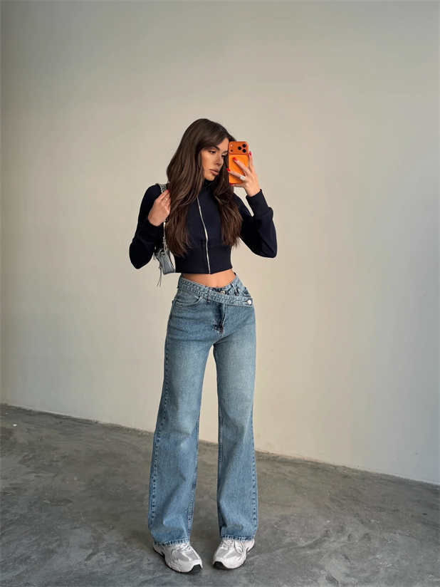Kuşak Detaylı Jean - Mavi