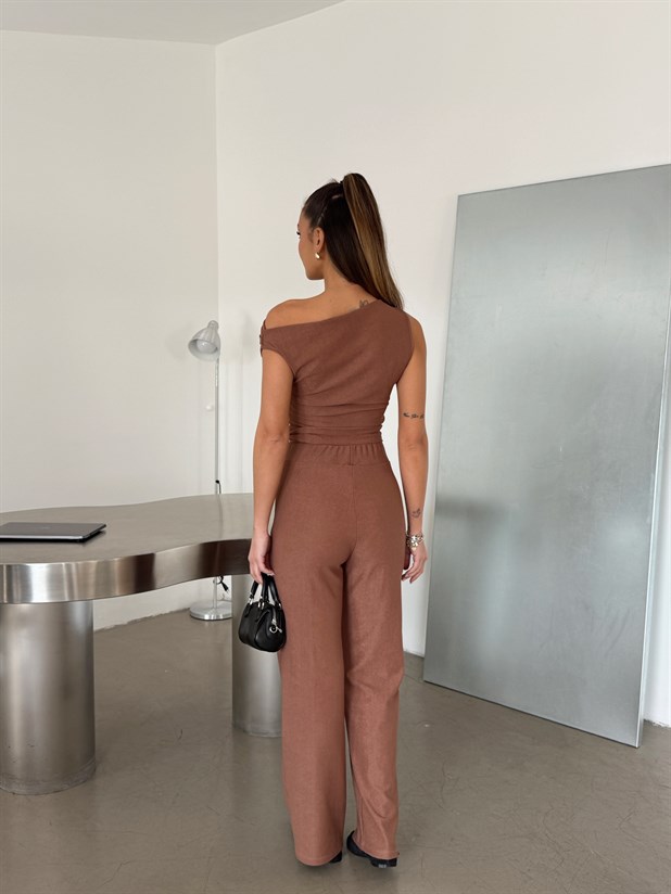 Dökümlü Bluz Pantolon Takım - Kahve