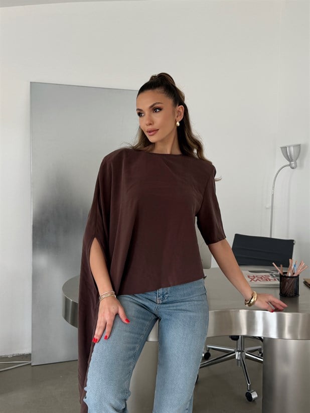 Vatkalı Asimetrik Bluz - Kahve