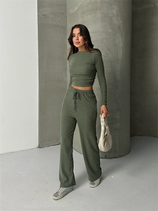 Yan Büzgü Bluz Pantolon Takım  - Haki