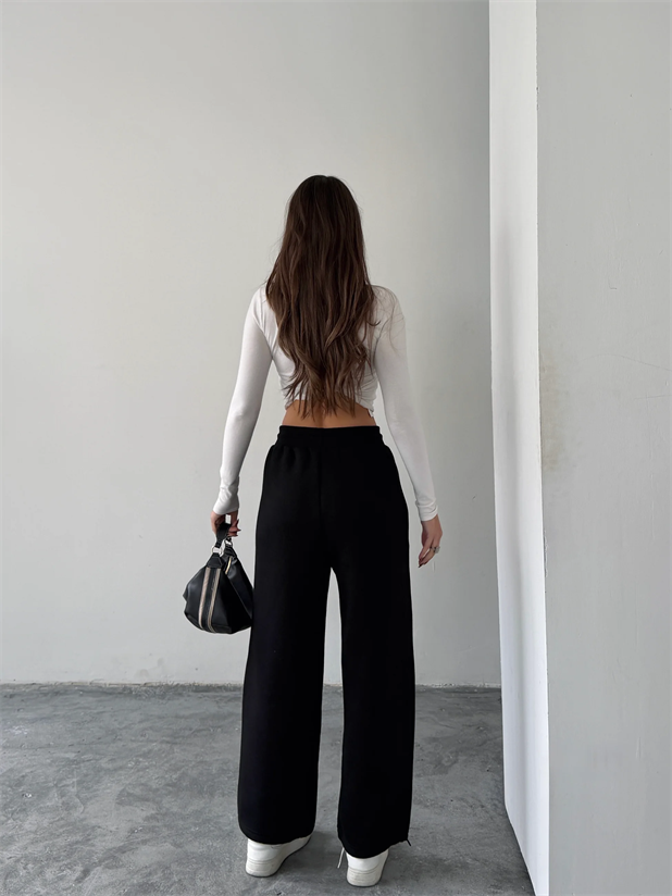 Paça Büzgülü Şardonlu Eşofman - Siyah