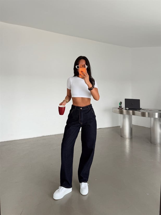 Yan Cep Detaylı Boyfriend Jean - Lacivert