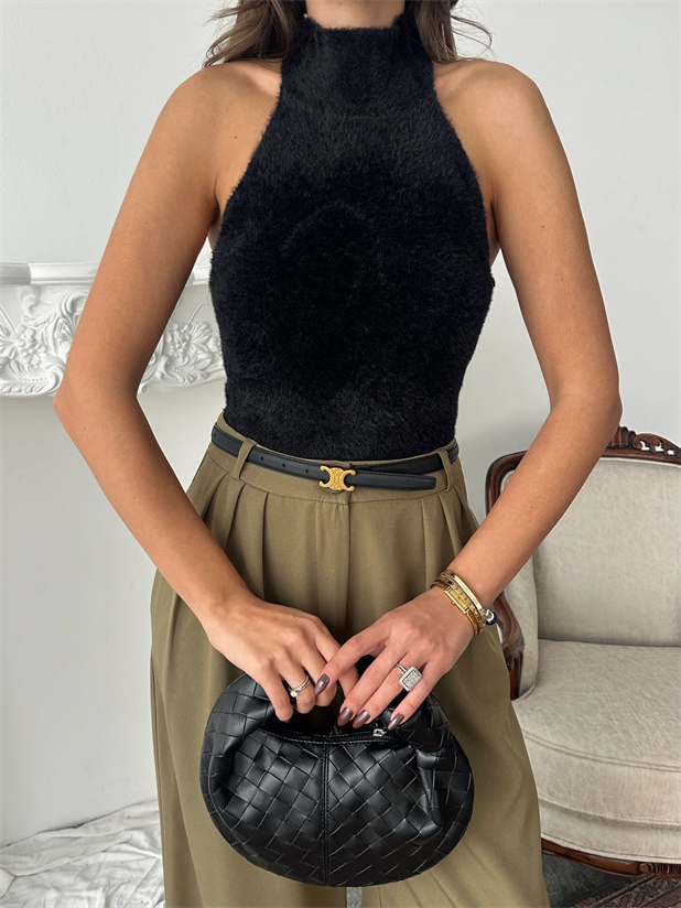 Sıfır Kol Balıkçı Yumoş Bluz - Siyah