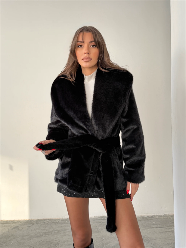 Şal Detaylı Kürk - Siyah