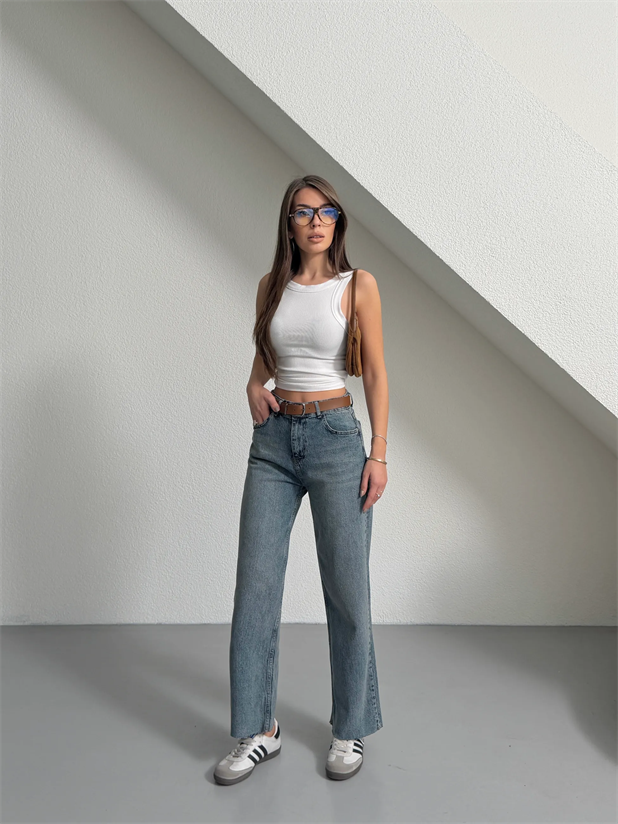 Kemerli Kesik Paça Jean - Mavi Yıkama