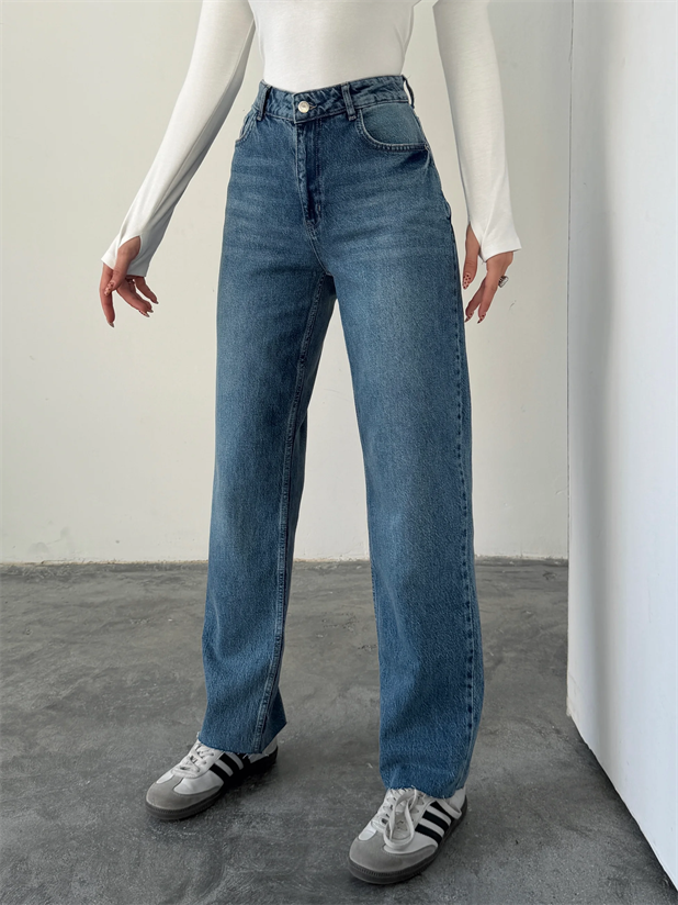 Kesik Paça Jean  - Mavi