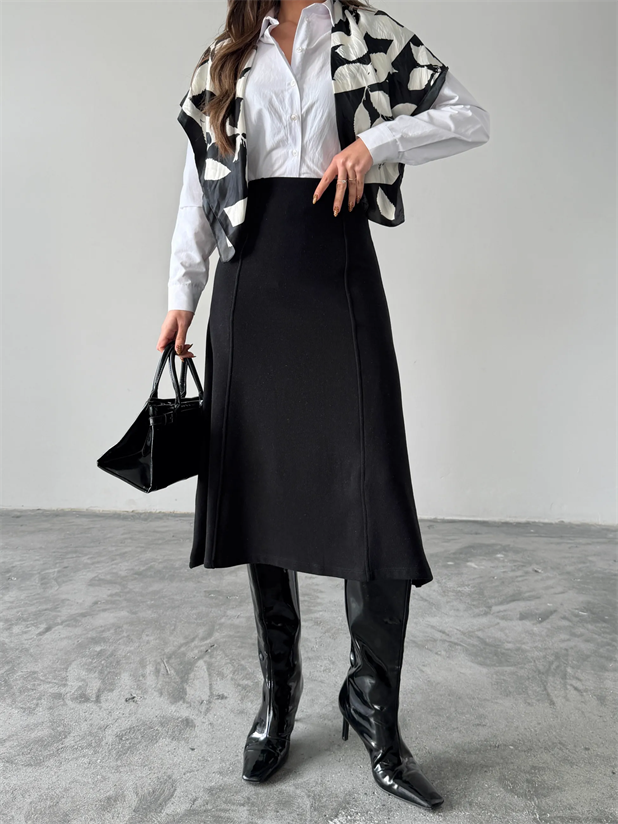 Yanları Çımalı Midi Etek - Siyah