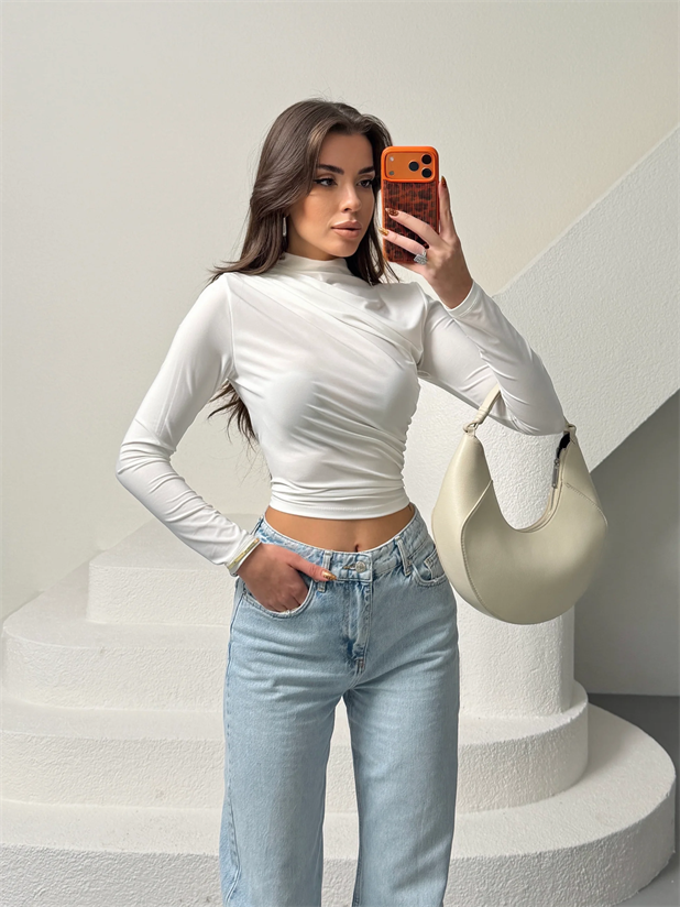 Dik Yaka Drapeli Uzun Kol Bluz - Ekru