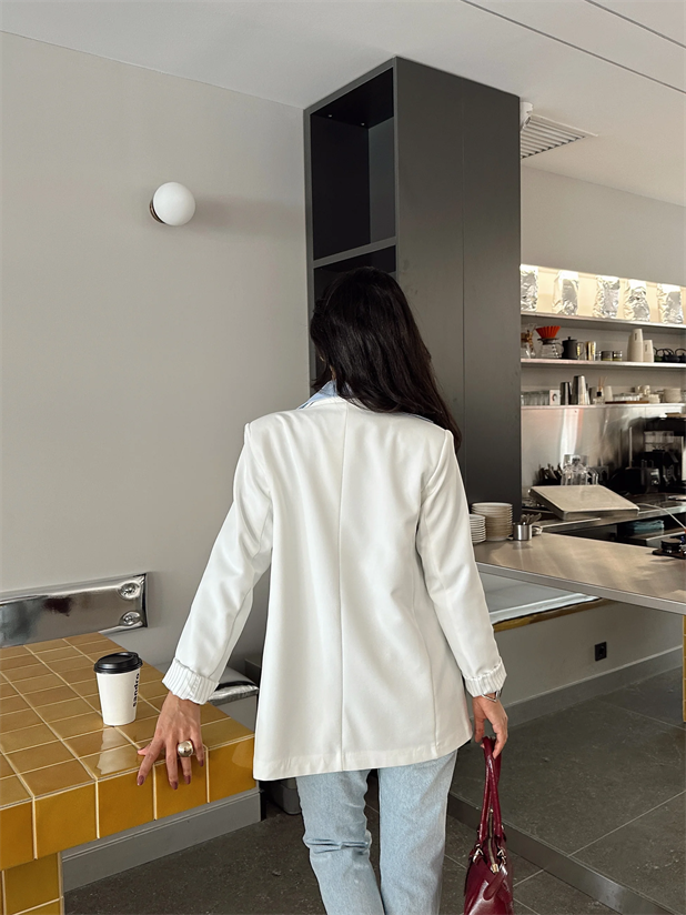 Astar Detaylı Kulplu Ceket  - Beyaz