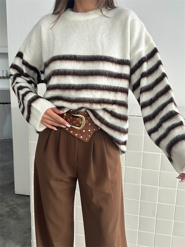 Bisiklet Yaka Çizgili Kazak - Kahve