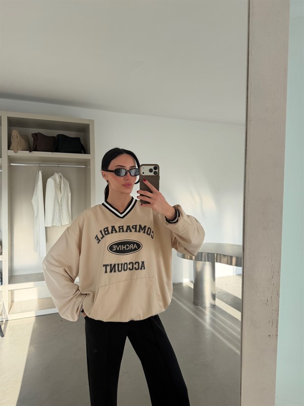 Önü Baskılı Şerit Detay Sweat - Taş