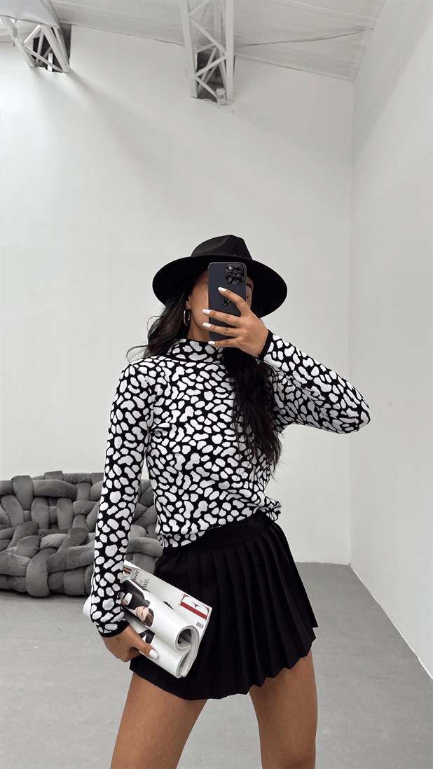 Desenli Dik Yaka Triko Bluz Desenli-Siyah - Siyah