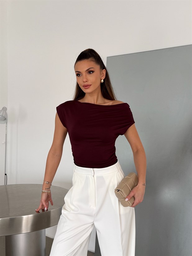 Büzgülü Kayık Yaka Bluz - Mürdüm