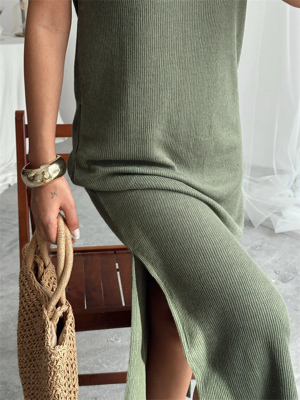 Bisiklet Yaka Sıfır Kol Elbise - Haki Yeşil