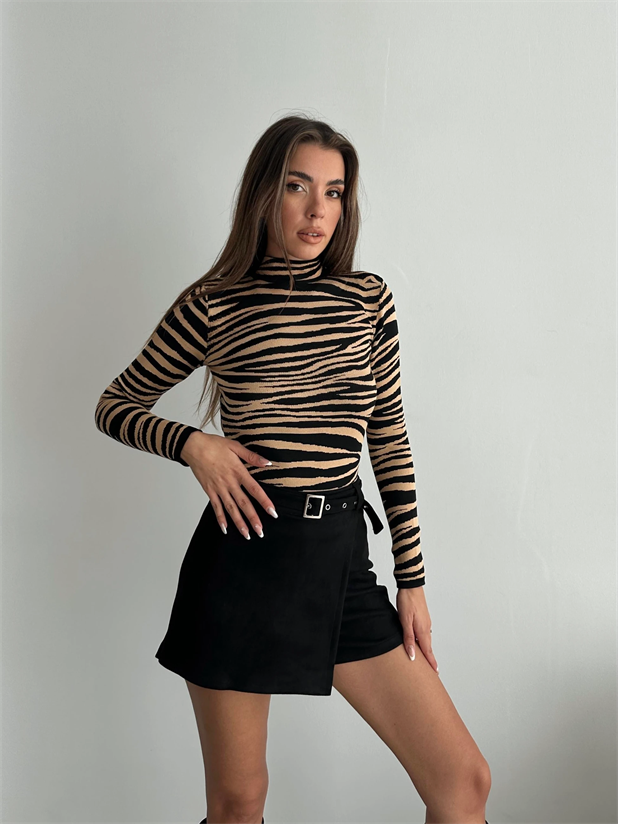 Desenli Dik Yaka Triko Bluz Taba Zebra - Taba-Zebra