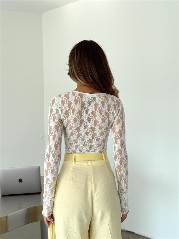 Bisiklet Yaka Likralı Dantel Bluz - Beyaz