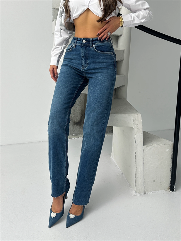 Paça Kesik Likralı Straight Jean - Mavi