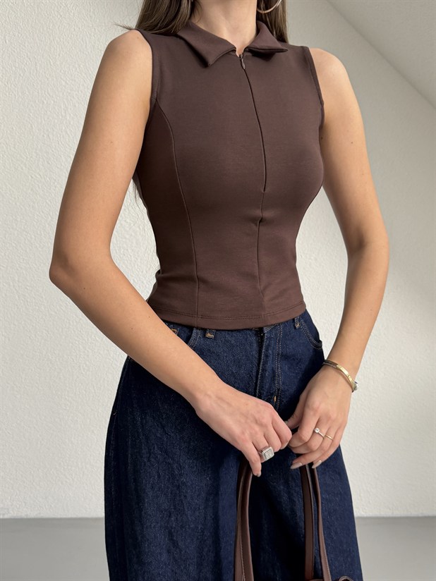 Polo Yaka Sıfır Kol Bluz - Kahve