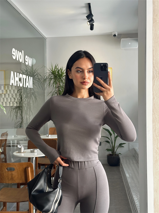 Paça Yırtmaçlı Oysh Takım - Füme