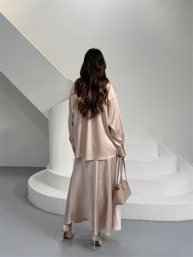 Krep Saten Gömlekli Takım - Taş