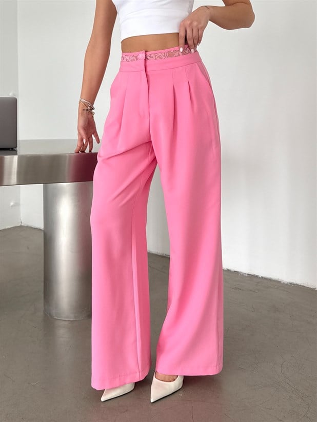 Kemeri Dantel Detaylı Palazzo Pantolon  - Pembe