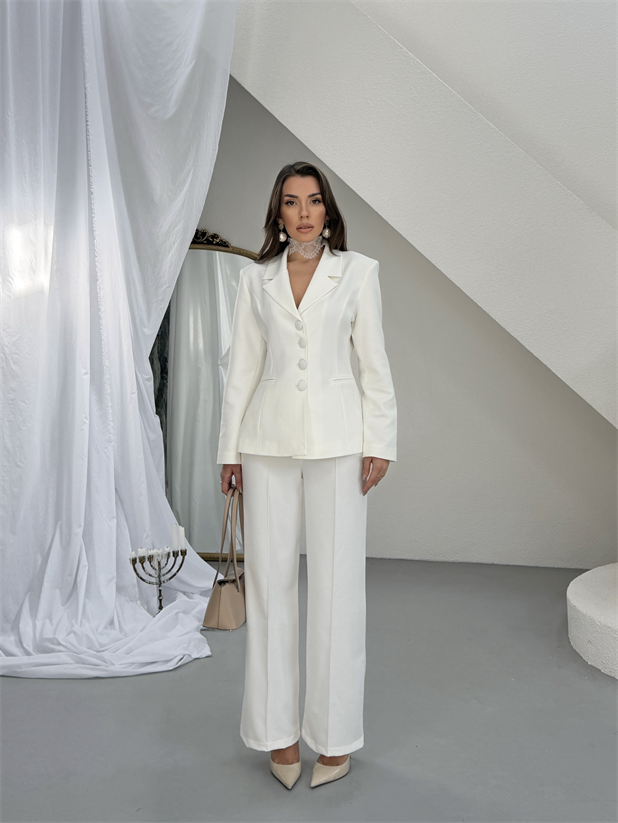 Dört Düğmeli Ceket Pantolon Takım - Beyaz