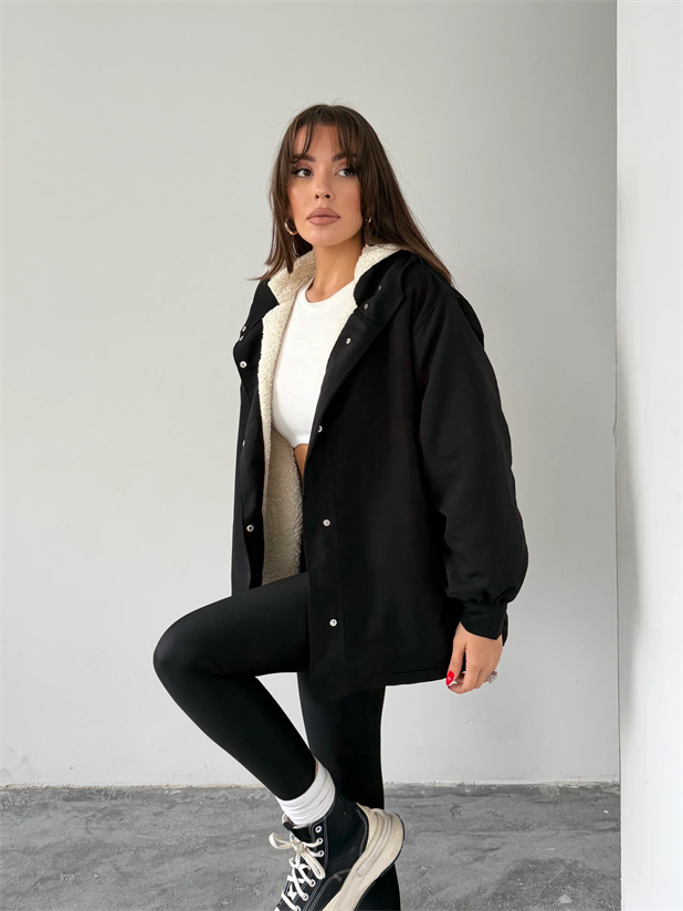 Kapüşonlu İçi Peluş Mont - Siyah