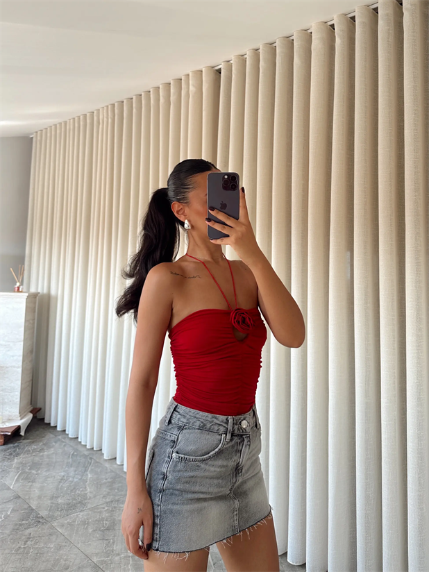 Milla Gül Detay Boyundan Bağlamalı Bodysuit Kırmızı - Kırmızı