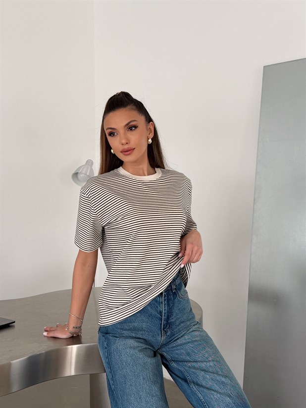 Çizgili Kısa Kol Basic - Beyaz