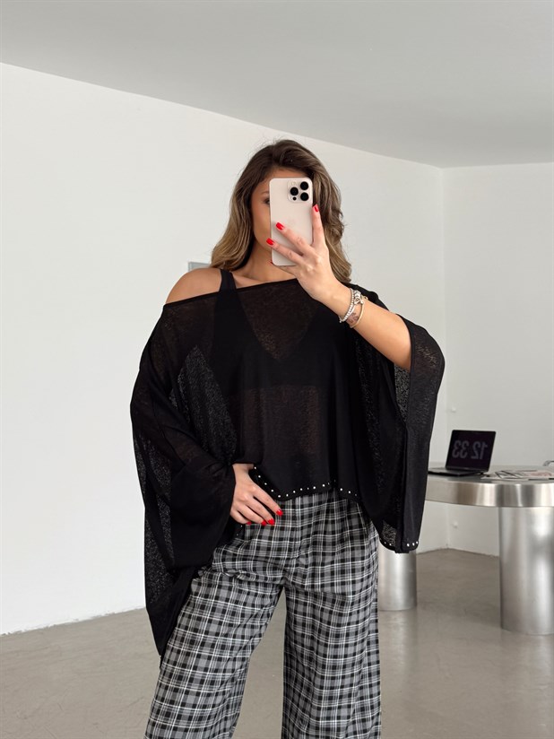 Altı Zımbalı Yarasa Bluz - Siyah