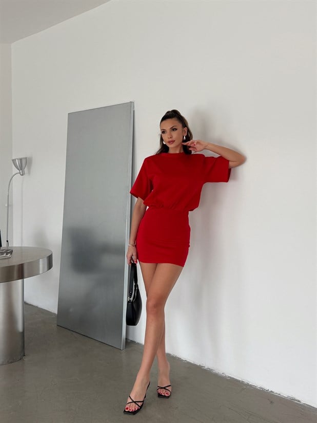 Pens Dikişli Vatkalı Elbise - Kırmızı