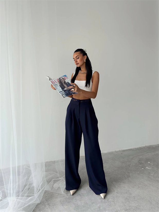 Kemeri Dantel Detaylı Palazzo Pantolon  - Lacivert