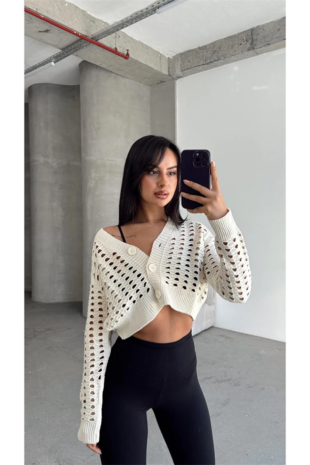 Delik Detaylı Crop Hırka Krem - Krem
