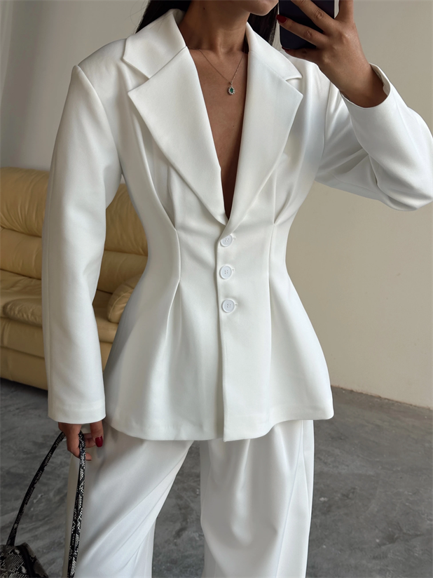 Pile Detay Oturtmalı Blazer Ceket  - Beyaz