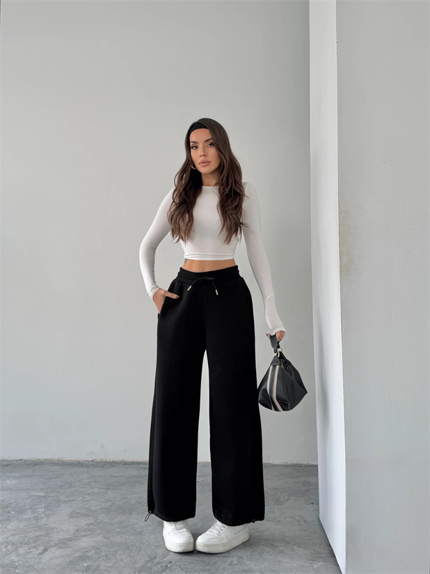 Paça Büzgülü Şardonlu Eşofman - Siyah