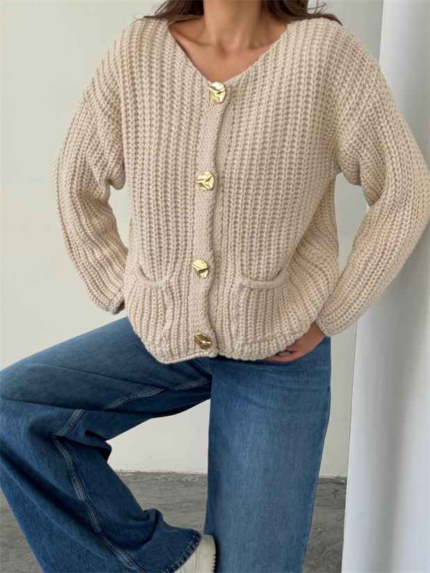 Gold Düğmeli Örme Hırka - Taş