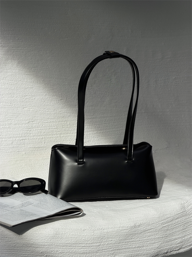 Baget Omuz Çantası - Siyah