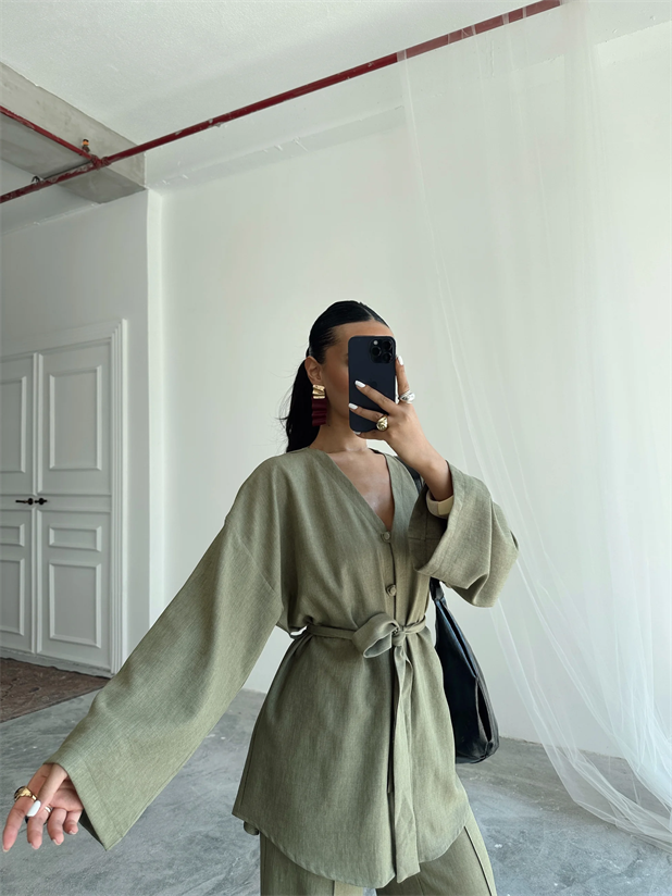 Düğme Detay Kuşaklı Kimono Takım - Haki Yeşil