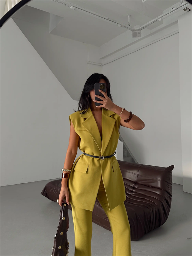 Deri Kemerli Yelek - Yağ Yeşili