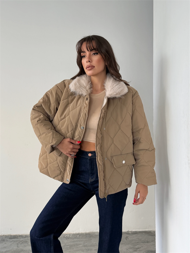 Kapitone Kürk Detay Mont  - Bej