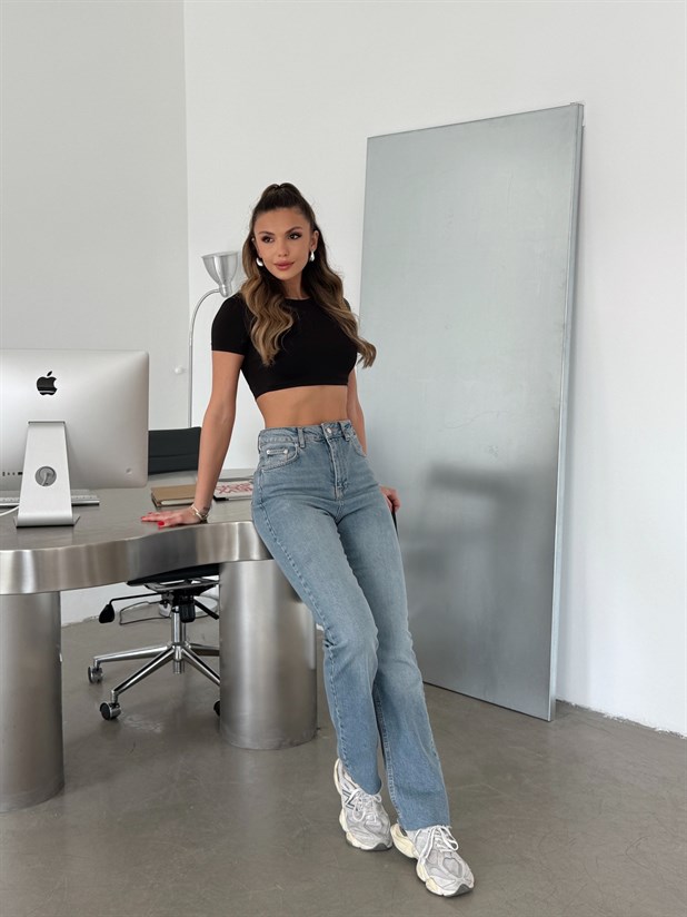 Straight Fit Jean - Açık Mavi