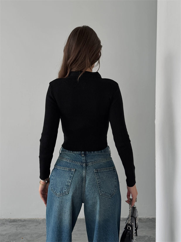 Yarım Fermuarlı Triko - Siyah