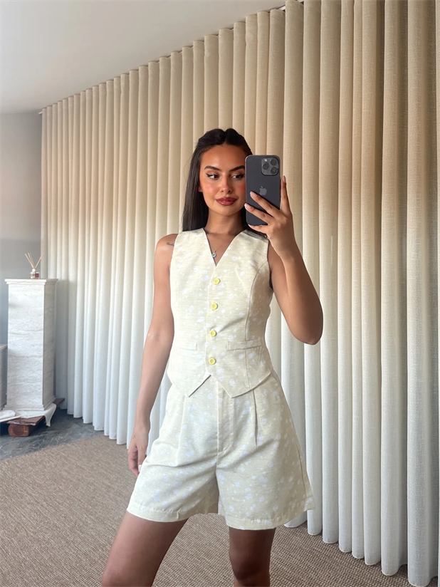 Desenli Şort-Yelek Takım  - Sarı