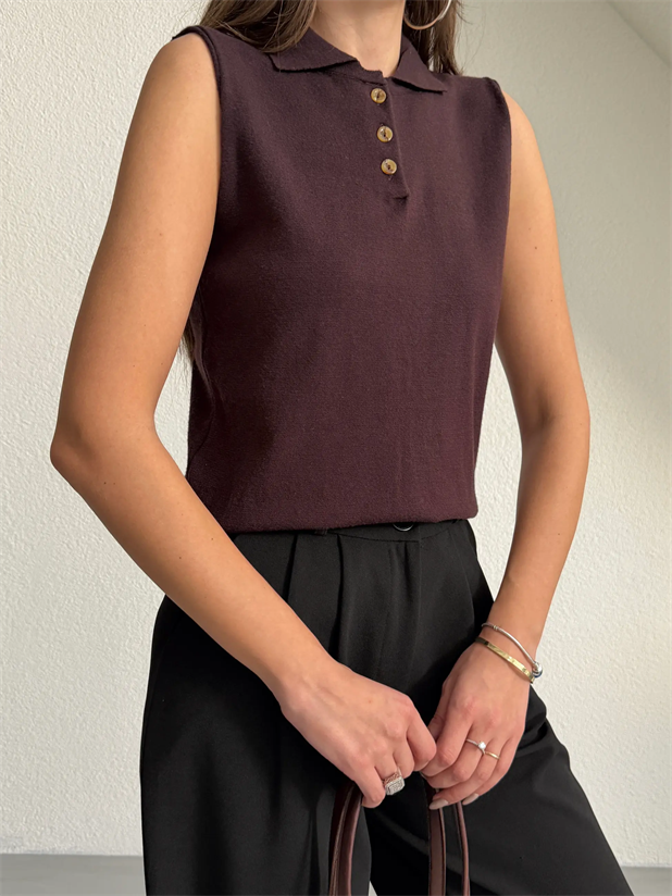 Sıfır Kol Yarım Düğme Triko Bluz - Kahve