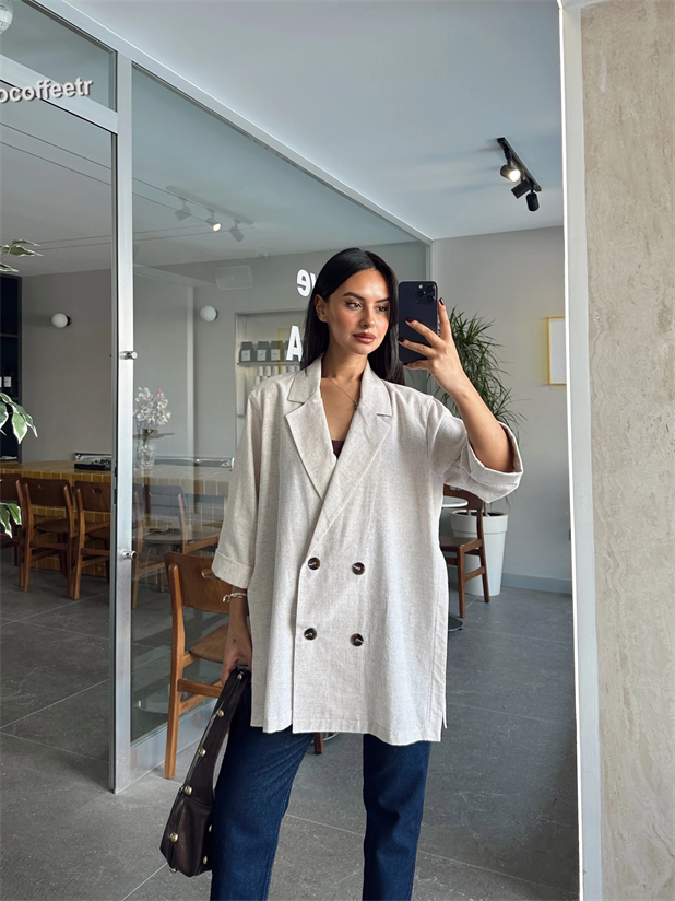 Salaş Yırtmaçlı Keten Ceket  - Krem